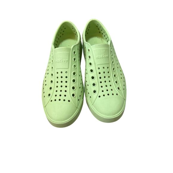Native Jefferson Slip On Shoes Mint Green Size M4 W5 - Picture 2 of 6